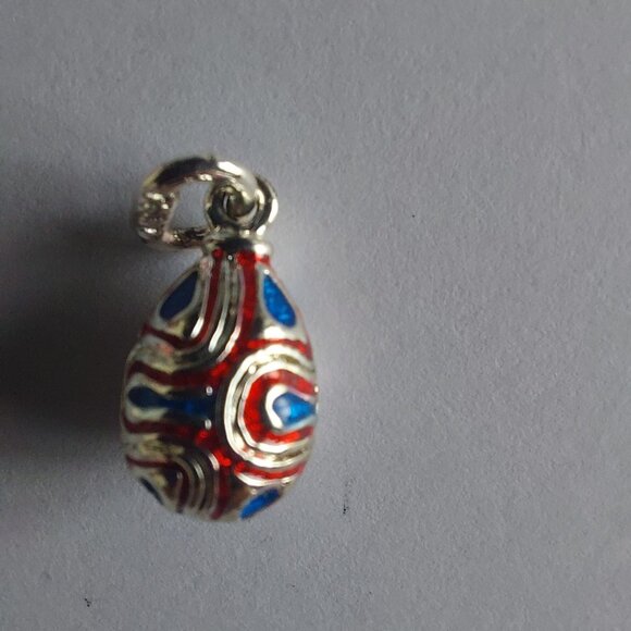 Silver and enamel Faberge  pendant - Picture 4 of 8
